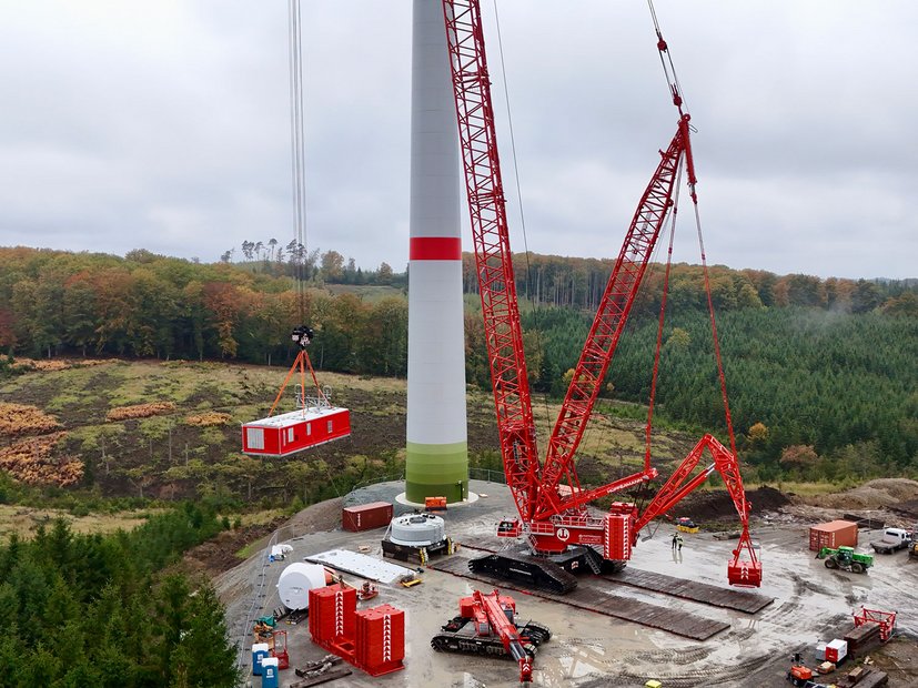 Gondelmontage-der-Anlage-der-BWW